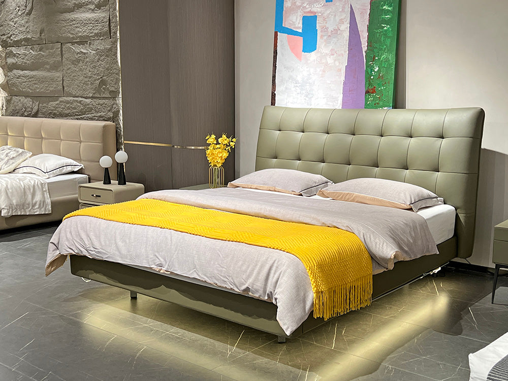 GC2252 Tufted Upholstered Bed With LED