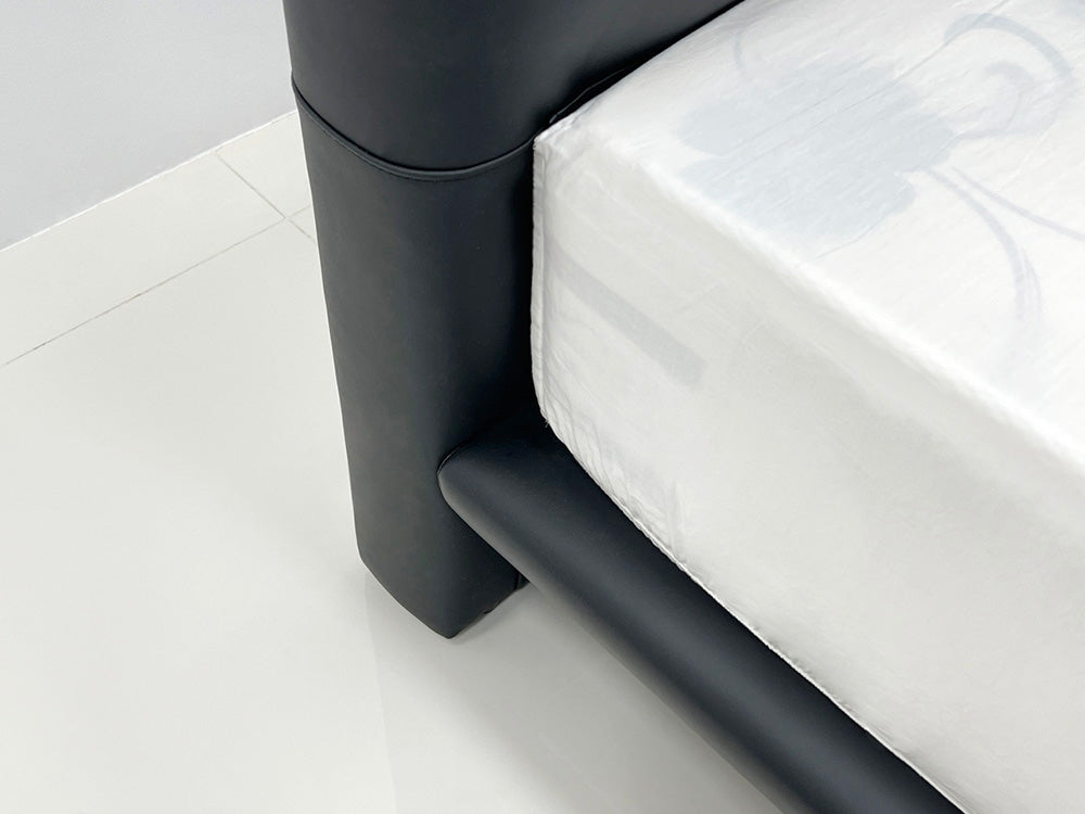 GC2301 Italian Leather Upholstered Bed With LED