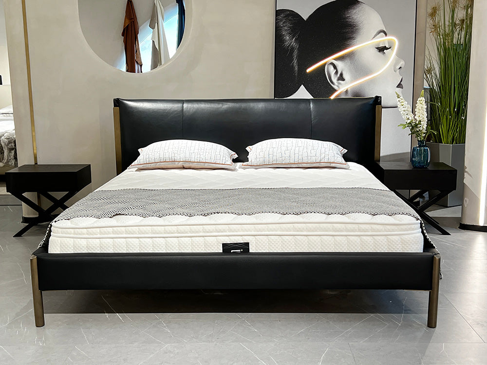 GC2302 Italian Luxury Villa Up-holstered Bed