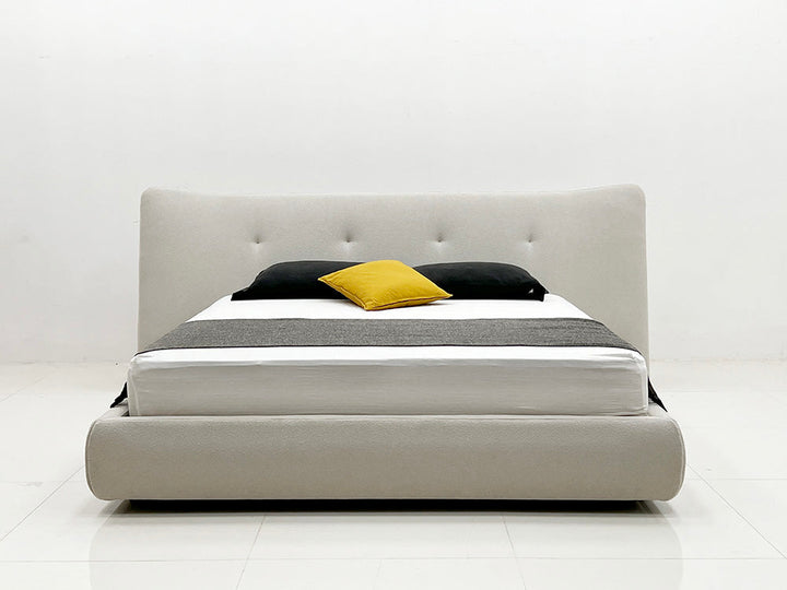 GC2305 Italian Luxury Villa Upholstered Bed