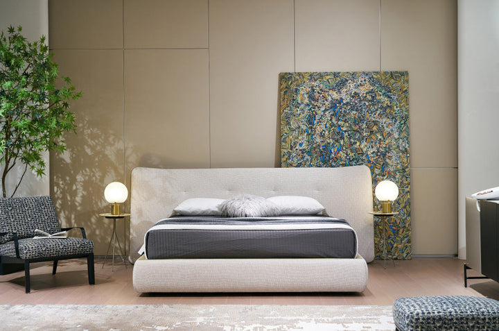 GC2305 Italian Luxury Villa Upholstered Bed