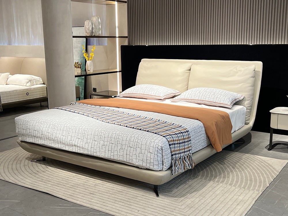 GC2312 Elegant Comfortable Upholstered Bed