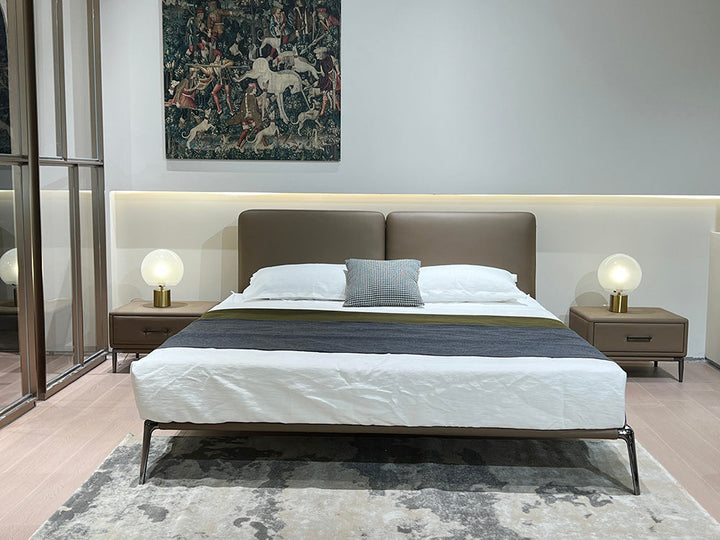 GC2315 Steel Frame Elegant Upholstered Bed