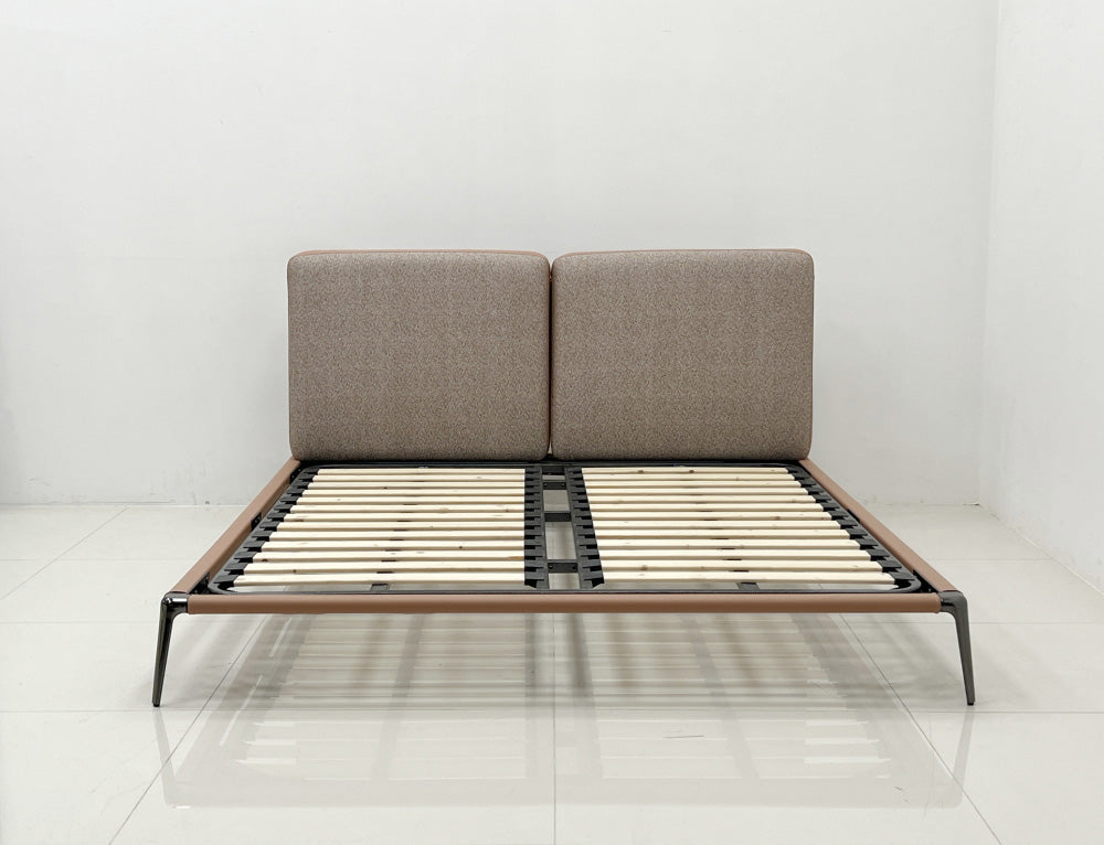 GC2315 Steel Frame Elegant Upholstered Bed