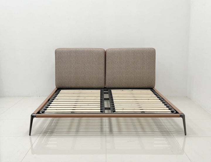 GC2315 Steel Frame Elegant Upholstered Bed