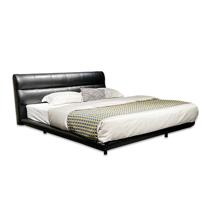 GC2318 Italian Luxury Leather Soft Upholstered Bed