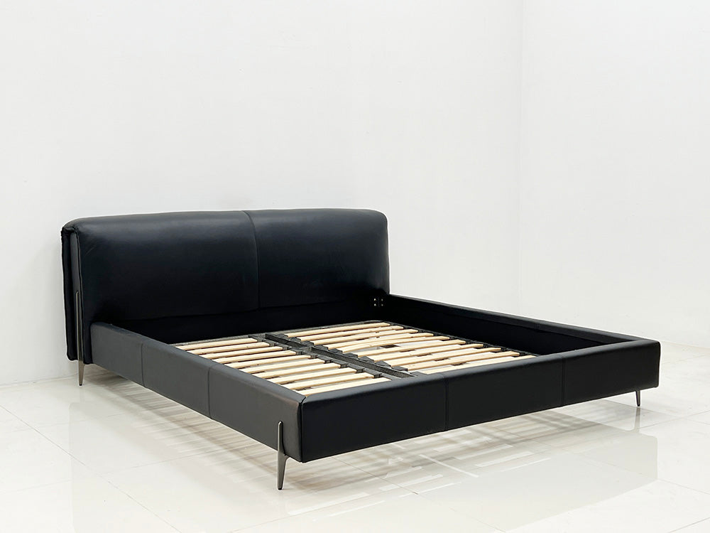 GC2320 Italian Minimalist Upholstered Bed