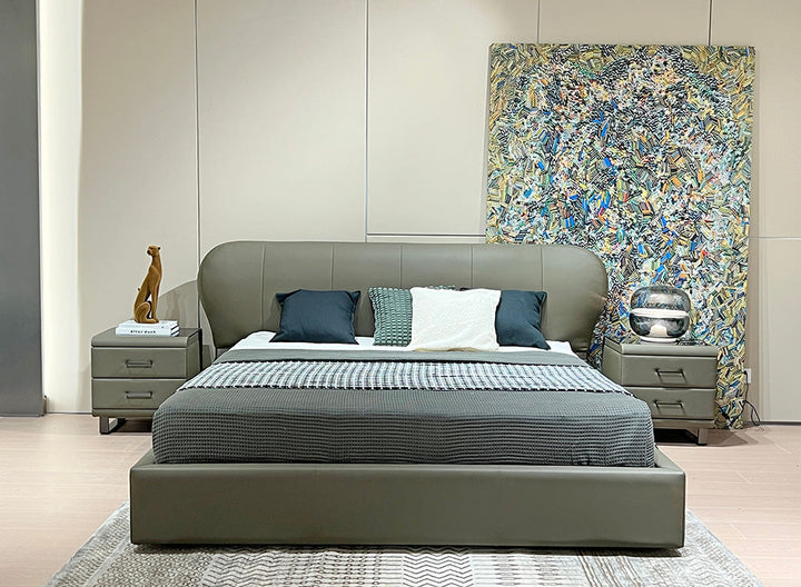 GC2321 Italian Soft Up-holstered King Bed