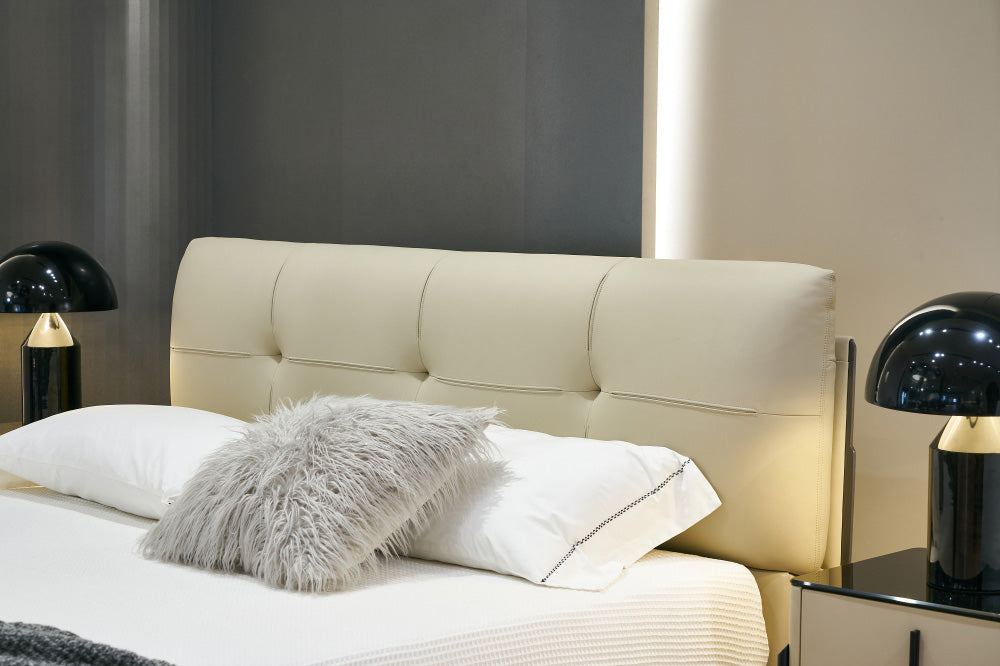 GC2322 Italian Minimalist Tufted Upholstered Bed