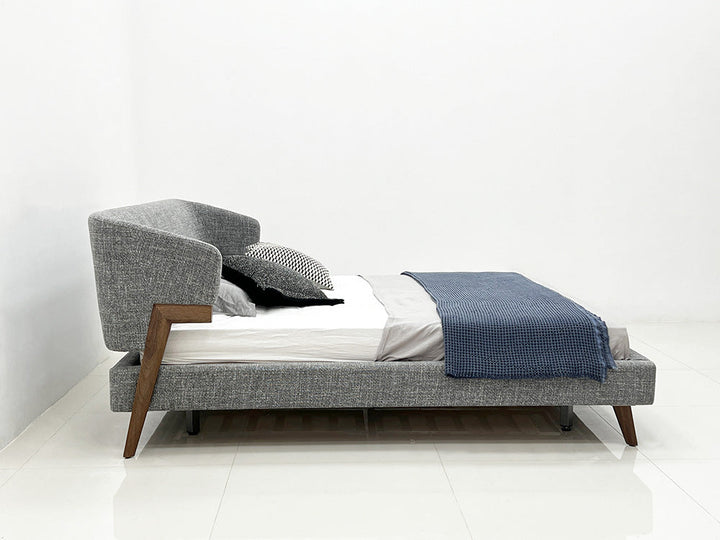 GC2323 Modern Fabric Wood Legs Up-holstered Bed