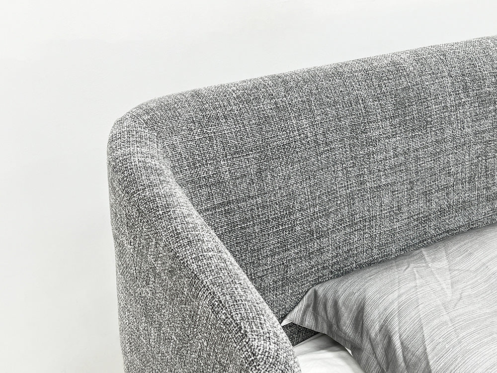 GC2323 Modern Fabric Wood Legs Up-holstered Bed