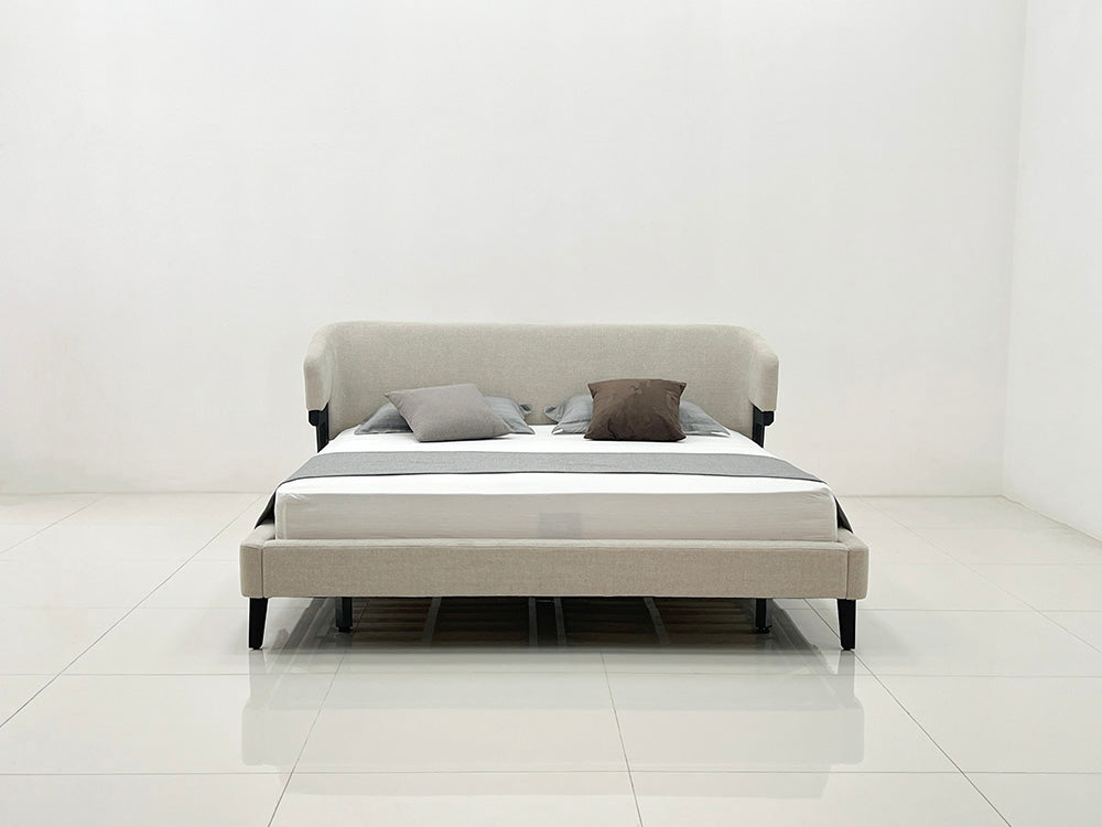 GC2323 Modern Fabric Wood Legs Up-holstered Bed