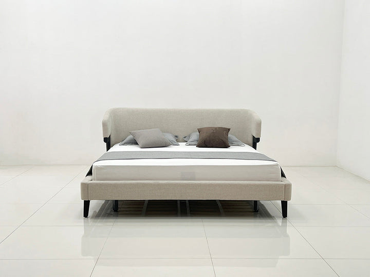 GC2323 Modern Fabric Wood Legs Up-holstered Bed