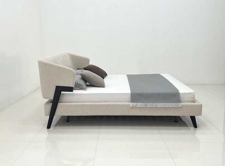 GC2323 Modern Fabric Wood Legs Up-holstered Bed