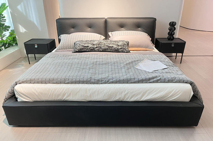GC2329 Italian Tufted Soft Upholstered Bed