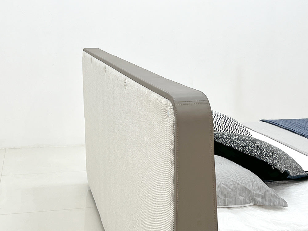 GC2338 Modern Design Upholstered Bed