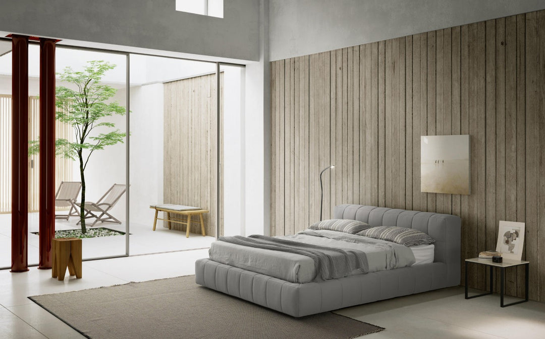 GC2428 Upholstered Bed