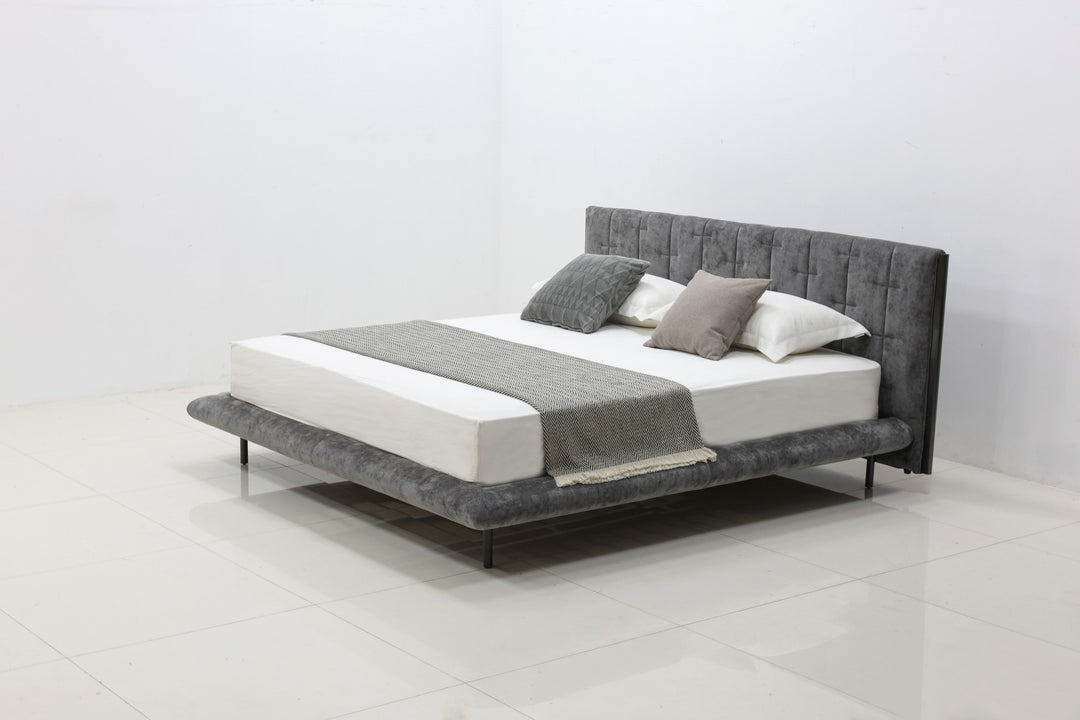 GC2452 Upholstered Bed