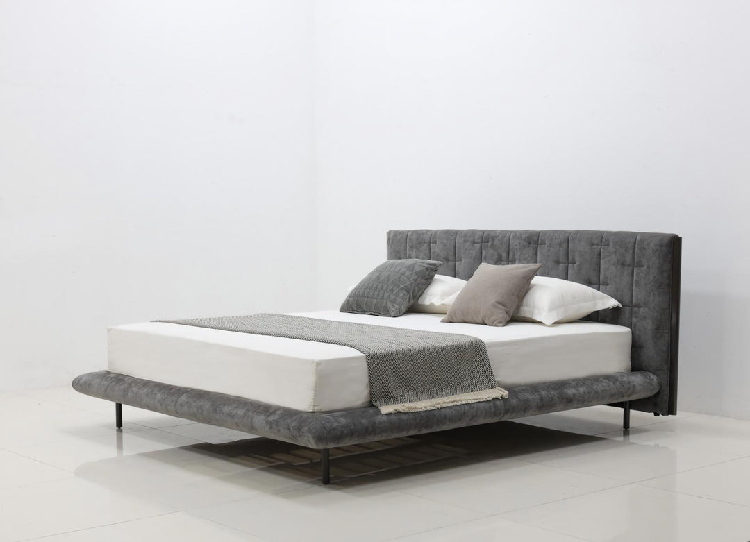 GC2452 Upholstered Bed