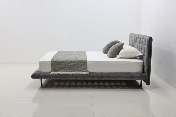 GC2452 Upholstered Bed