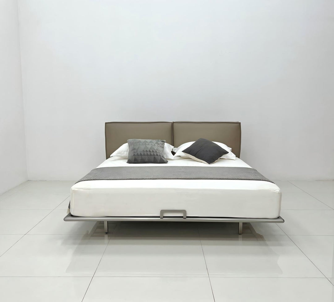 GC2457 Upholstered Bed