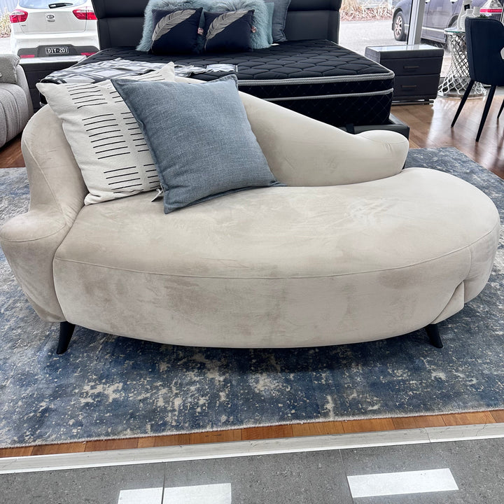 Maria Chaise Clearance