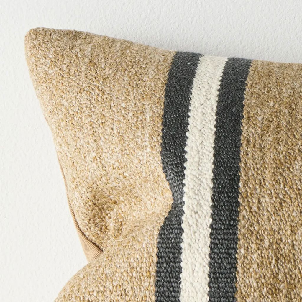 Mila Cushion Desert
