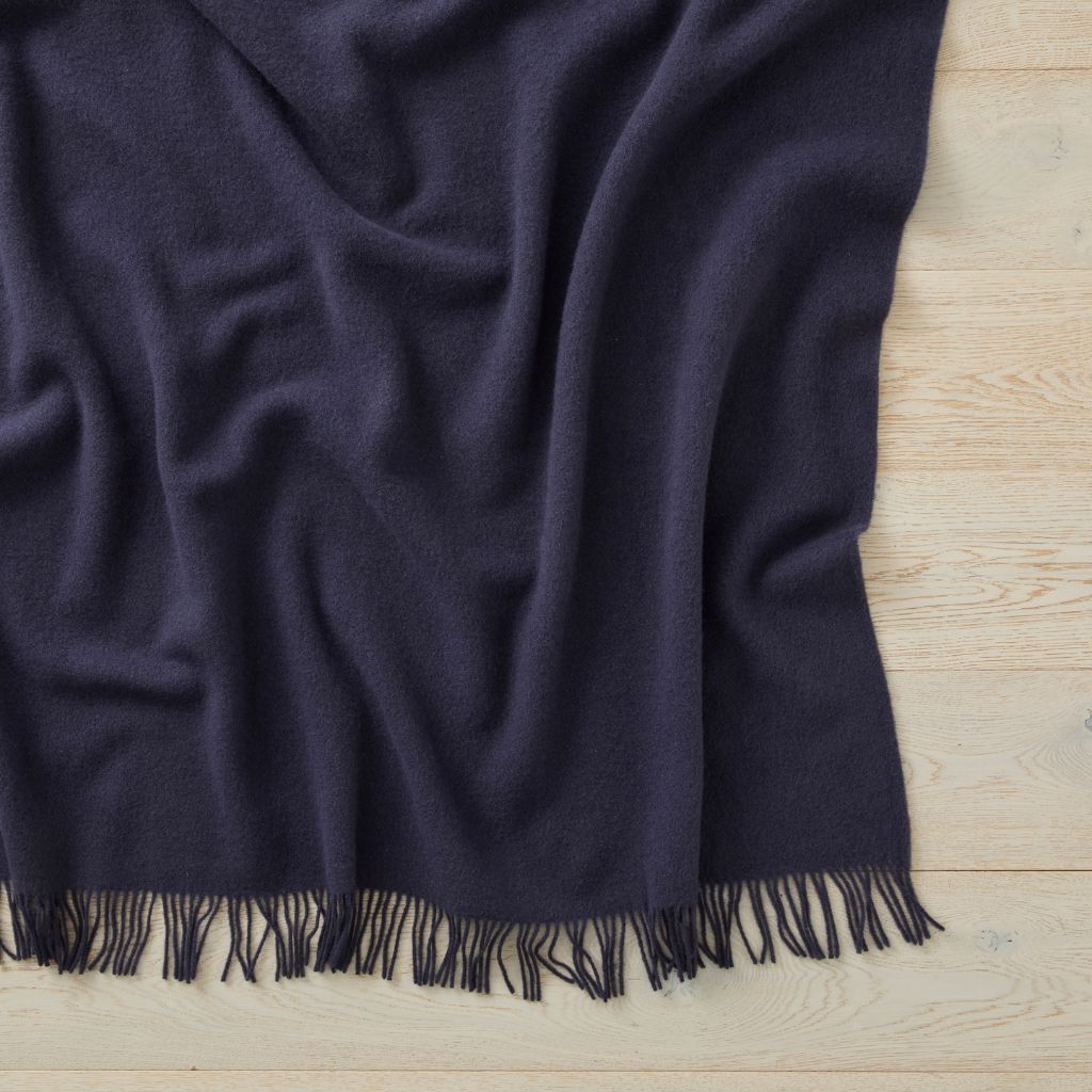 Nevis Throw Navy