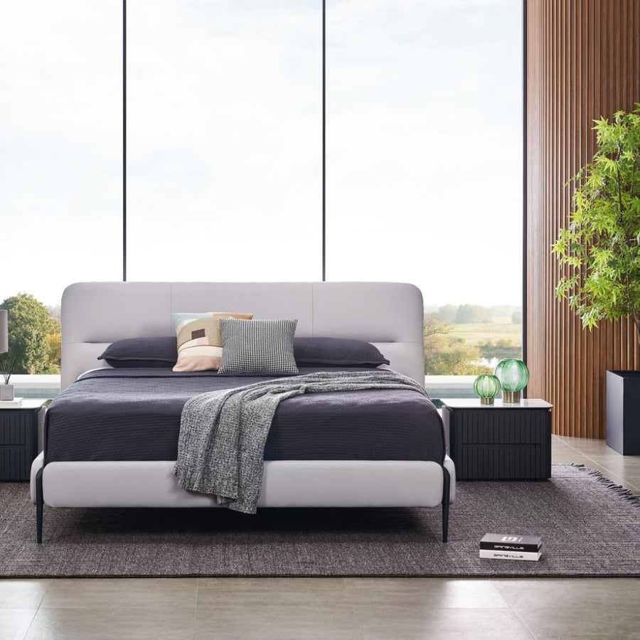 Odessa Bed shown in FD-LINCOLN-91 eco leather