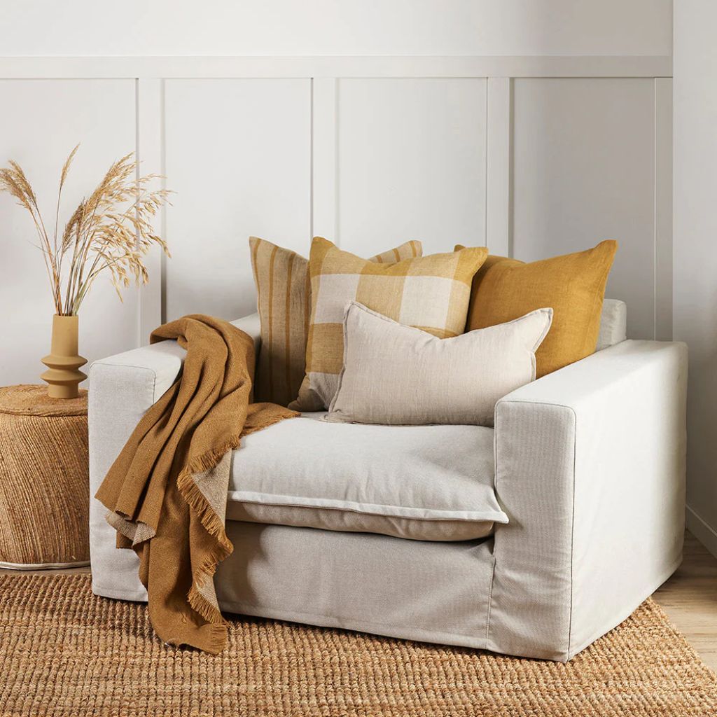 Oscar Cushion Toffee