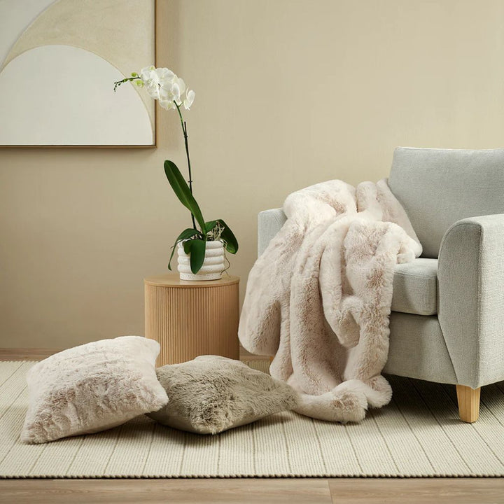 Pelage Throw Ivory