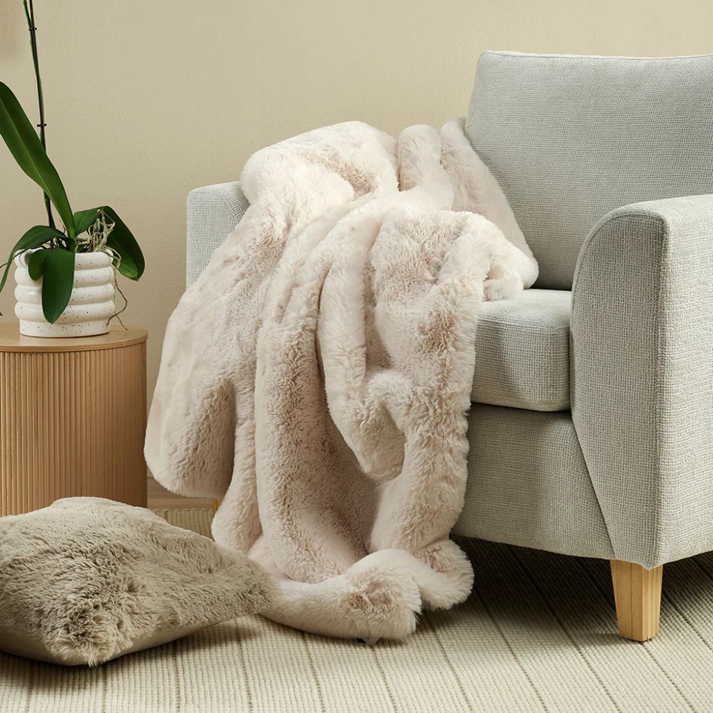 Pelage Throw Ivory