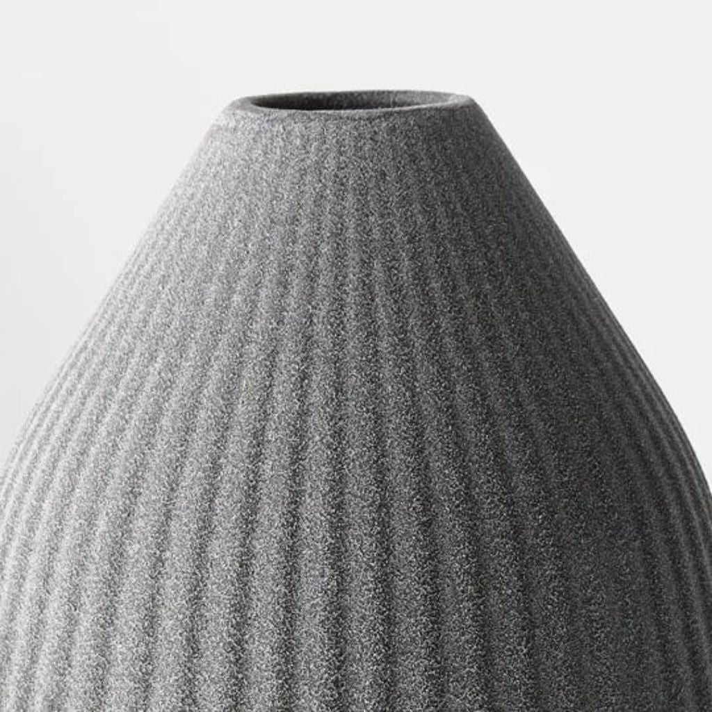 Pilu Cone Vase Black (Large)