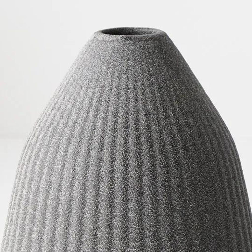 Pilu Cone Vase Black (Small)