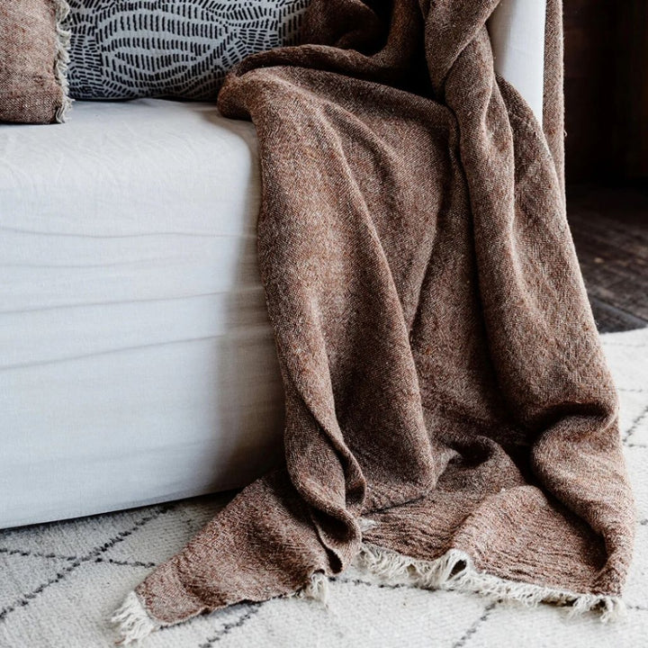 Tabako Throw