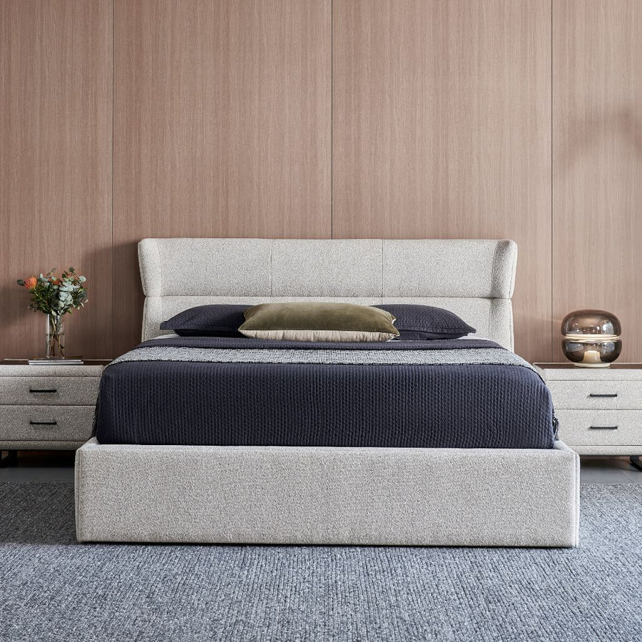 Windsor Bed shown in FD-VISTA-111