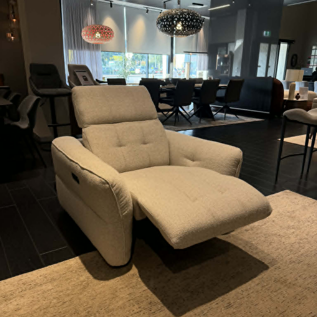 Warren 1 Seat Recliner Chair Clearance
